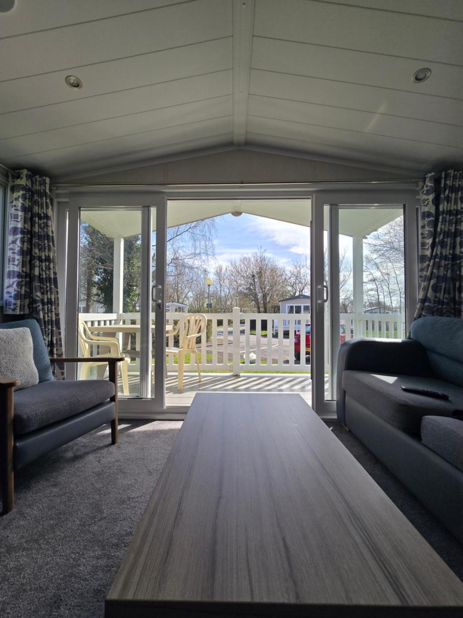 Haven Burnham On Sea 16 Elm Grove Hotel Ngoại thất bức ảnh